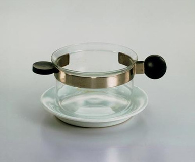 Josef Albers 茶壶（1926）